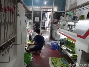 Revolusi Kampung Rajut Binong yang Kini Lebih Modern Revolusi Kampung Rajut Binong yang Kini Lebih Modern