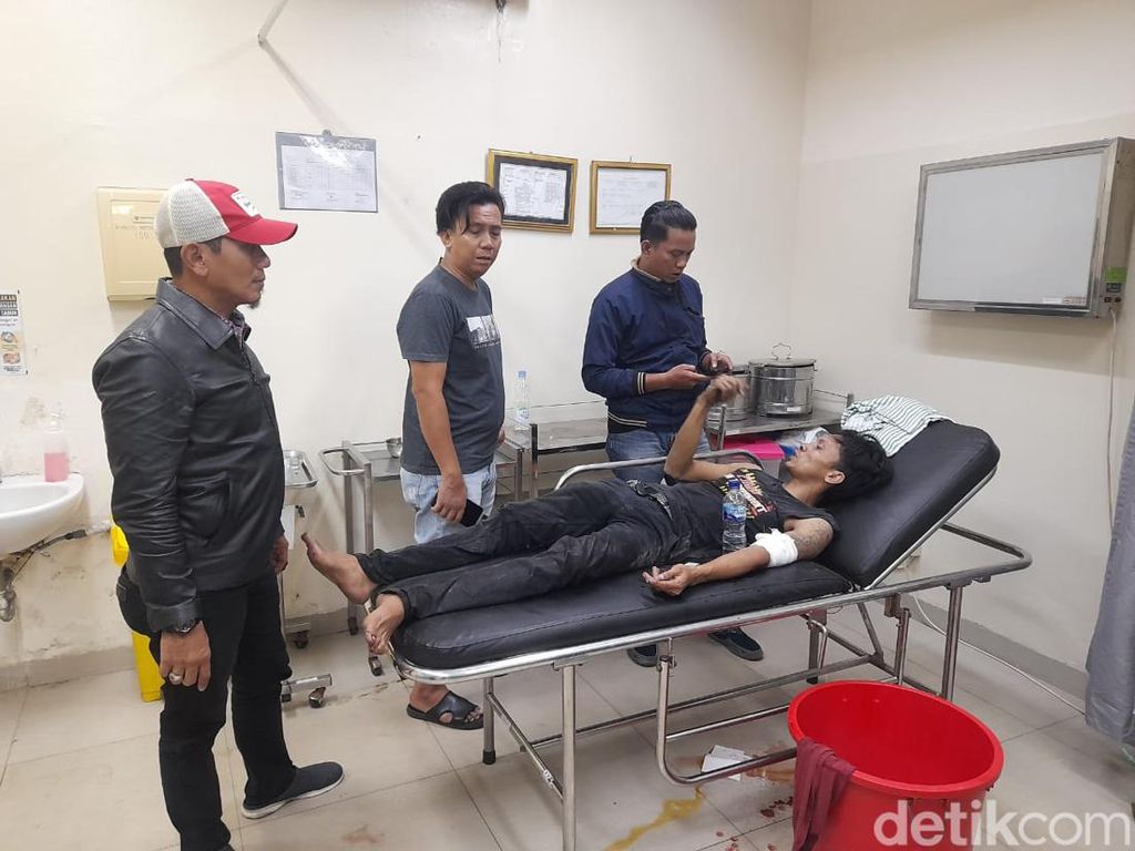 Sopir Truk Dibacok Perampok di Palembang Sebut Pelaku Lebih 10 Orang