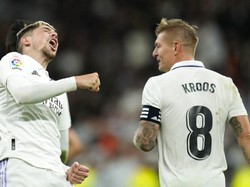 Dalam catatan Transfermarkt, kini Real Madrid total punya 11 pemain berposisi gelandang dalam skuadnya! (AP)