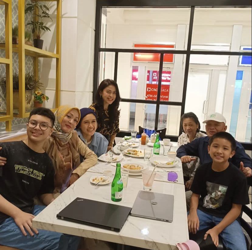 Angelina Sondakh dan Lucky Sondakh