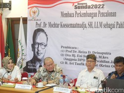 Warga Jabar Cemas Mochtar Kusumuatmadja Terancam Batal Jadi Pahlawan