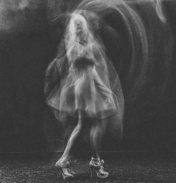 Ilustrasi bayangan hantu/Foto: Pexels/Alexander Krivitskiy Ilustrasi bayangan hantu/Foto: Pexels/Alexander Krivitskiy