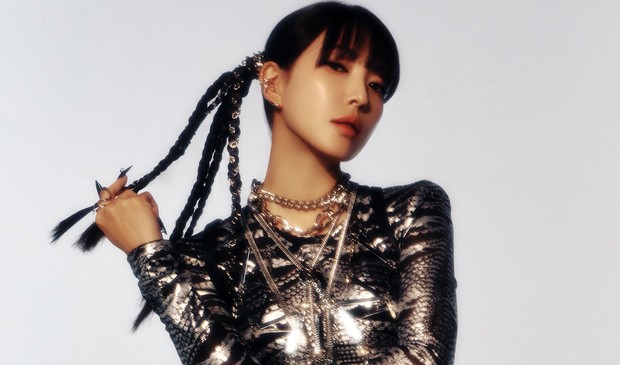 Meski memiliki kesenjangan generasi yang jauh, keduanya dipertemukan dalam grup super GOT The Beat.