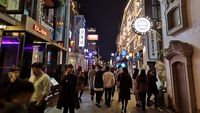 Potret Itaewon, Kawasan Mahal Tempat Hiburan Malam Favorit Anak Muda