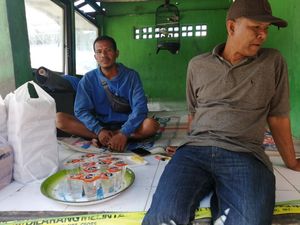 Rumah Ambruk di Kampung Jawa Denpasar juga Dihuni 3 Anak Yatim Piatu Rumah Ambruk di Kampung Jawa Denpasar juga Dihuni 3 Anak Yatim Piatu