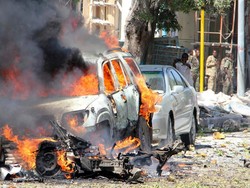 Dua Bom Mobil Meledak di Somalia, 100 Orang Tewas
