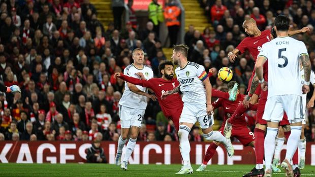 LIVERPOOL, ENGLAND - OCTOBER 29: (THE SUN OUT,THE SUN ON SUNDAY OUT ) Mohamed Salah of Liverpool scores the first goal  during the Premier League match between Liverpool FC and Leeds United at Anfield on October 29, 2022 in Liverpool, England. (Photo by Andrew Powell/Liverpool FC via Getty Images)
