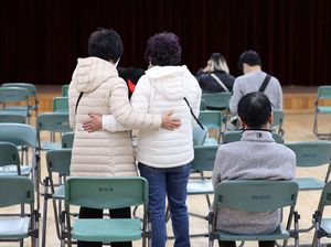 Seoul Kini Terima Lebih dari 3.000 Laporan Orang Hilang Usai Tragedi Itaewon Seoul Kini Terima Lebih dari 3.000 Laporan Orang Hilang Usai Tragedi Itaewon