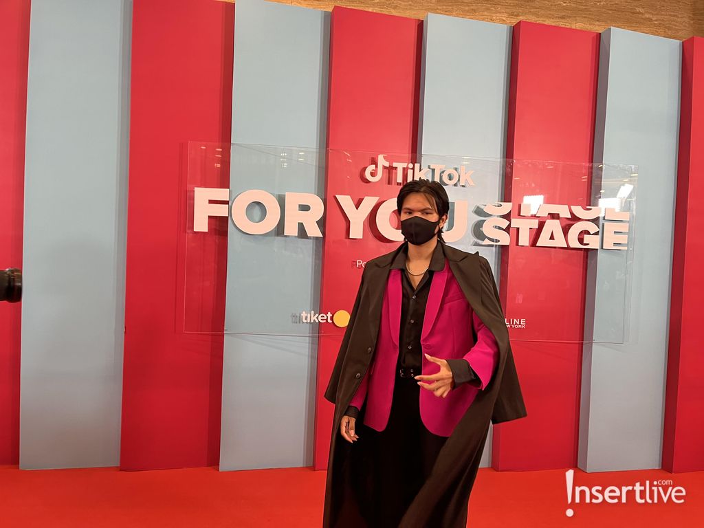 Red carpet TikTok For You Stage