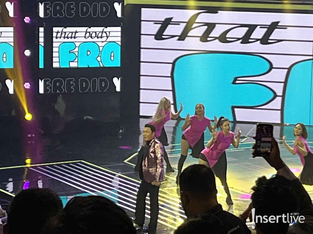 TikTok For You Stage
