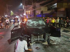 Avanza di Malang Tabrak Motor dan Mobil, Kabur Dikejar Massa-Tertangkap Polisi
