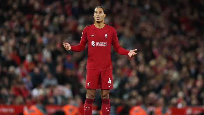 LIVERPOOL, ENGLAND - OCTOBER 29: Virgil van Dijk of Liverpool reacts during the Premier League match between Liverpool FC and Leeds United at Anfield on October 29, 2022 in Liverpool, England. (Photo by Nathan Stirk/Getty Images)