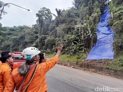 Sosok Pemanjat Berani di Cadas Pangeran itu Bernama Wa Bei