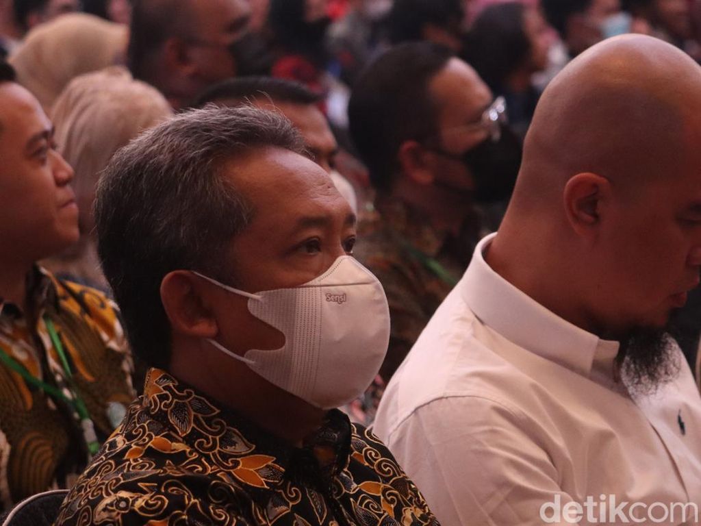 Kondisi Air Tanah Kritis, Walkot Bandung Bicara Ancaman Penurunan Tanah Kondisi Air Tanah Kritis, Walkot Bandung Bicara Ancaman Penurunan Tanah