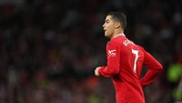 Nomor itu kerap dipakai superstar di MU. Termasuk Ronaldo, yang memenangkan Liga Champions, Premier League, serta Ballon dOr pada 2008. (Foto: Getty Images/Matthew Ashton - AMA)
