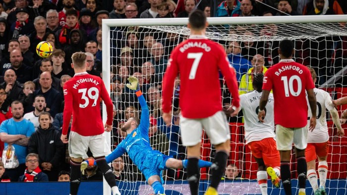 MANCHESTER, ENGLAND - OCTOBER 30:   David De Gea of Manchester United in action during the Premier League match between Manchester United and West Ham United at Old Trafford on October 30, 2022 in Manchester, United Kingdom. (Photo by Ash Donelon/Manchester United via Getty Images)