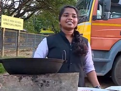 Demi Biaya Sekolah, Murid Ini Tak Gengsi Jualan Kacang Goreng di Depan Sekolah