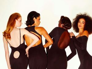 Kim Kardashian Rilis Dress Ekspos Belahan Bokong, Jadi Kontroversi