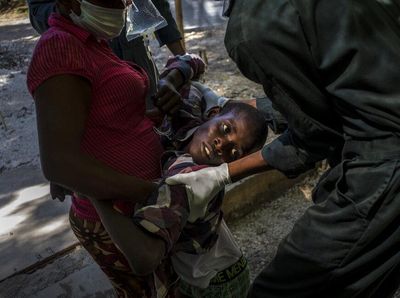 Foto-foto Ini Tunjukkan Penyakit Kolera Kembali Merebak di Haiti