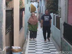 Gang Keramik Papan Catur di Bandung Punya Panjang 600 Meter