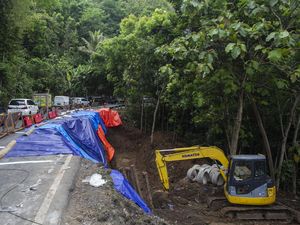 Perbaikan Jalan Longsor Jogja-Wonosari, Bus-Truk Besar Dialihkan Lewat Sini