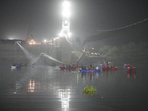 Jembatan Ambruk di India Tewaskan 132 Orang, Ini 5 Hal Diketahui Jembatan Ambruk di India Tewaskan 132 Orang, Ini 5 Hal Diketahui
