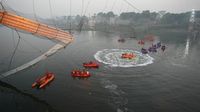Korban Jembatan Gujarat yang Ambruk di India Bertambah Jadi 132 Orang