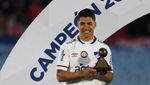 Luis Suarez Dua Kali Jebol Gawang Liverpool, Angkat Trofi Juara