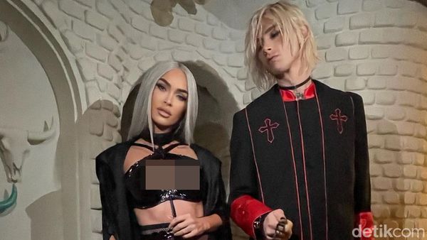 Berbagi Darah hingga Hal Nyeleneh Megan Fox-MGK Sebelum Digosipkan Putus