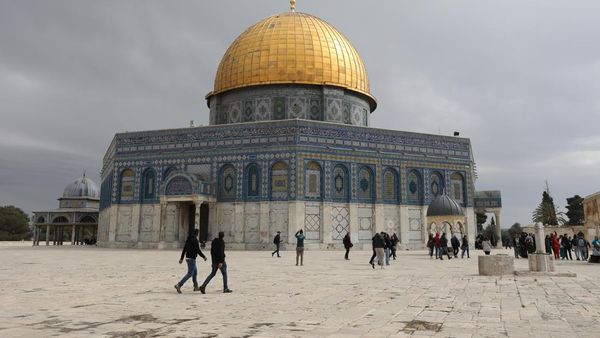 10 Masjid Tertua di Dunia, Ada di Makkah hingga China