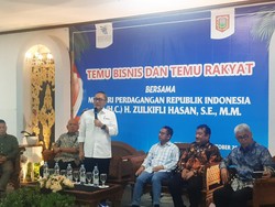 Pengusaha Cemas soal Resesi Tahun Depan, Zulhas Respons Begini