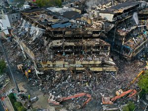 Penampakan Mal di China Luluh Lantak Dilalap Si Jago Merah