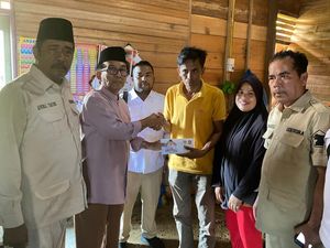 Prabowo Utus Tim Andre Rosiade Bantu Rehab Rumah Korban Longsor di Pessel