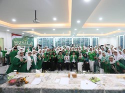 Mardiono Minta Kader Perempuan PPP Jadi Simbol Perjuangan Partai