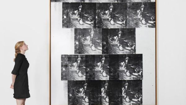 Rekor! Karya Seni Andy Warhol Diprediksi Laku Rp 1,2 Triliun
