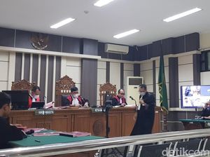 Kasus Suap Perdes Rp 830 Juta, 2 Dosen UIN Semarang Dituntut 1,5 Tahun Bui Kasus Suap Perdes Rp 830 Juta, 2 Dosen UIN Semarang Dituntut 1,5 Tahun Bui