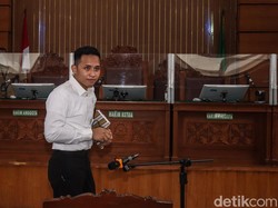 Eliezer Sebut Yosua Bukan Kidal tapi Sambo Pegangkan Pistol ke Tangan Kiri