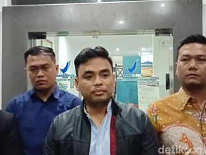 Lebih 10 Jam, Direktur hingga Bendahara Unibebi Masih Diperiksa BPOM Lebih 10 Jam, Direktur hingga Bendahara Unibebi Masih Diperiksa BPOM