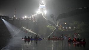 Usai Itaewon, 81 Orang Tewas Akibat Jembatan Gantung Ambruk di India