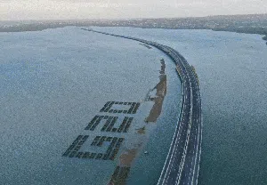 5 Jalan Tol Atas Air Terpanjang di Dunia, Salah Satunya Warisan SBY 5 Jalan Tol Atas Air Terpanjang di Dunia, Salah Satunya Warisan SBY