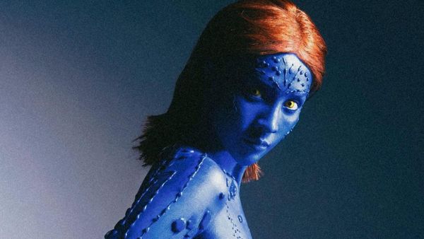 7 Foto Seksi Anya Geraldine Jadi Mystique saat Halloween, Pamer Lekuk Tubuh