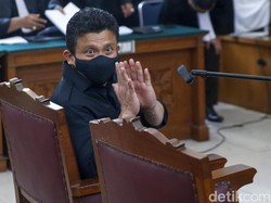 Ferdy Sambo Saat Tegur Penyidik Cecar Eliezer: Dia Sudah Bela Keluarga Saya