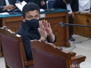 Ucapan Lengkap Penyesalan Sambo dan Putri ke Ortu Yosua di Sidang Ucapan Lengkap Penyesalan Sambo dan Putri ke Ortu Yosua di Sidang