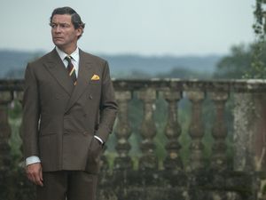Aktor yang Jadi Raja Charles Ngaku Pertemanannya dengan Pangeran Harry Retak Aktor yang Jadi Raja Charles Ngaku Pertemanannya dengan Pangeran Harry Retak