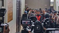 Ekspresi Ferdy Sambo-Putri Candrawathi Jelang Bertemu Keluarga Yosua