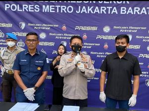 Polisi Ringkus 2 Pencuri Spesialis Spion Mobil Mewah di Jakbar Polisi Ringkus 2 Pencuri Spesialis Spion Mobil Mewah di Jakbar