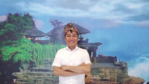 Om Swastiastu di Rumah Kebhinnekaan, Romo!