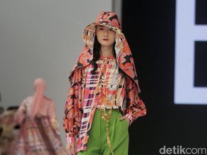 10 Koleksi Busana Color Block ala Benang Jarum di Jakarta Fashion Week 2023 10 Koleksi Busana Color Block ala Benang Jarum di Jakarta Fashion Week 2023