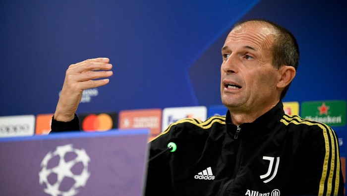 TURIN, ITALY - NOVEMBER 01: Massimiliano Allegri of Juventus during a press conference ahead of their UEFA Champions League group H match against Paris Saint-Germain at Allianz Stadium on November 1, 2022 in Turin, Italy. (Photo by Daniele Badolato - Juventus FC/Juventus FC via Getty Images)