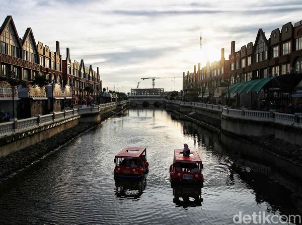 Menikmati Suasana ala Eropa di La Riviera PIK 2